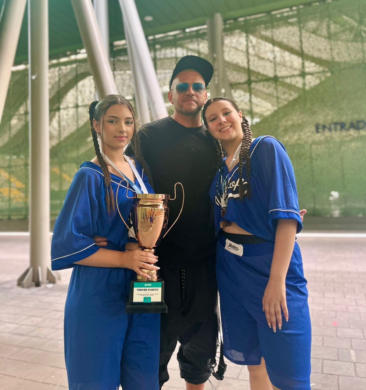 Orgullo Salazarista: equipo de Danza Urbana se destaca a nivel nacional y avanza en torneo intercolegiadoIUSH