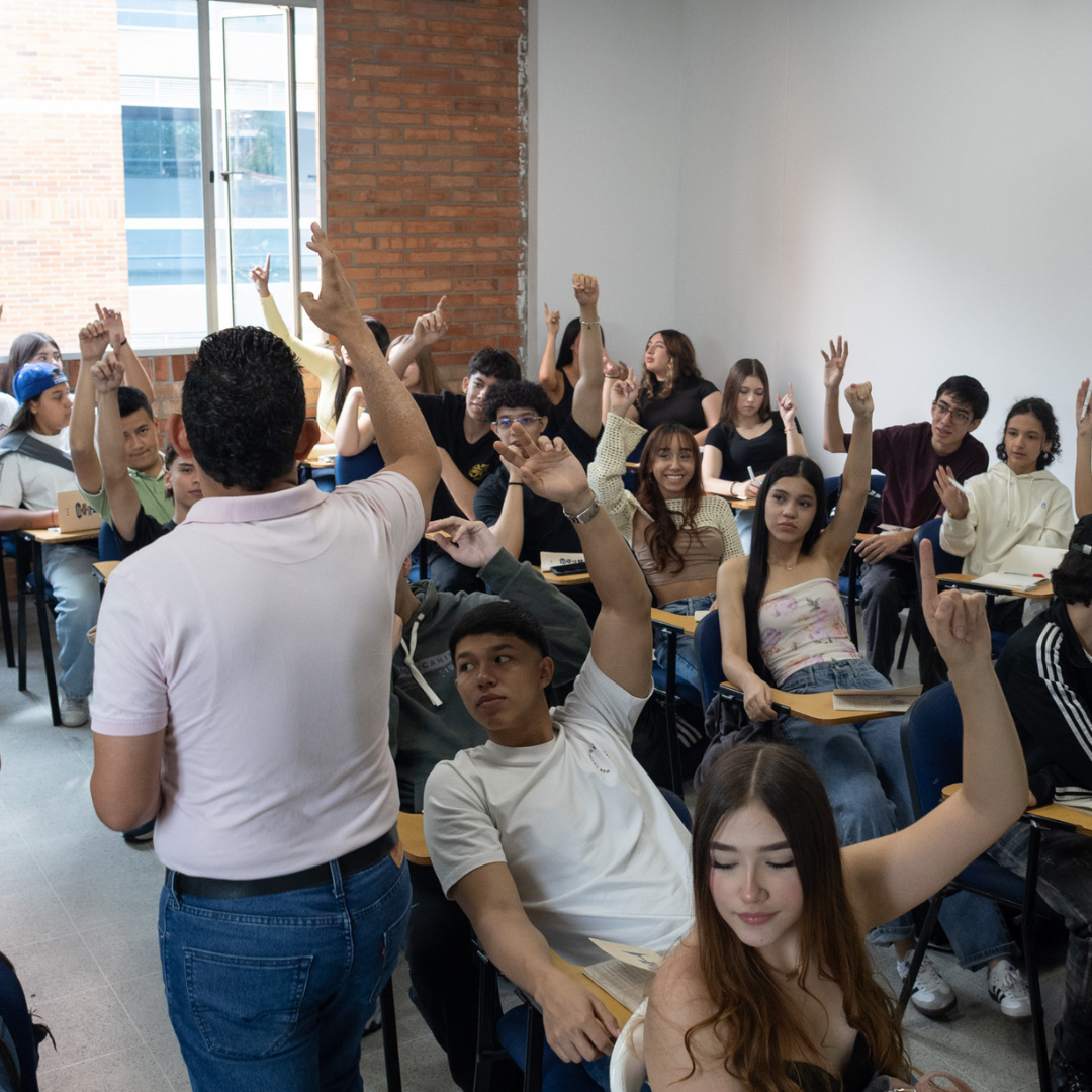 Nuestros estudiantes de 11° vivieron la Experiencia Ruta 2027IUSH