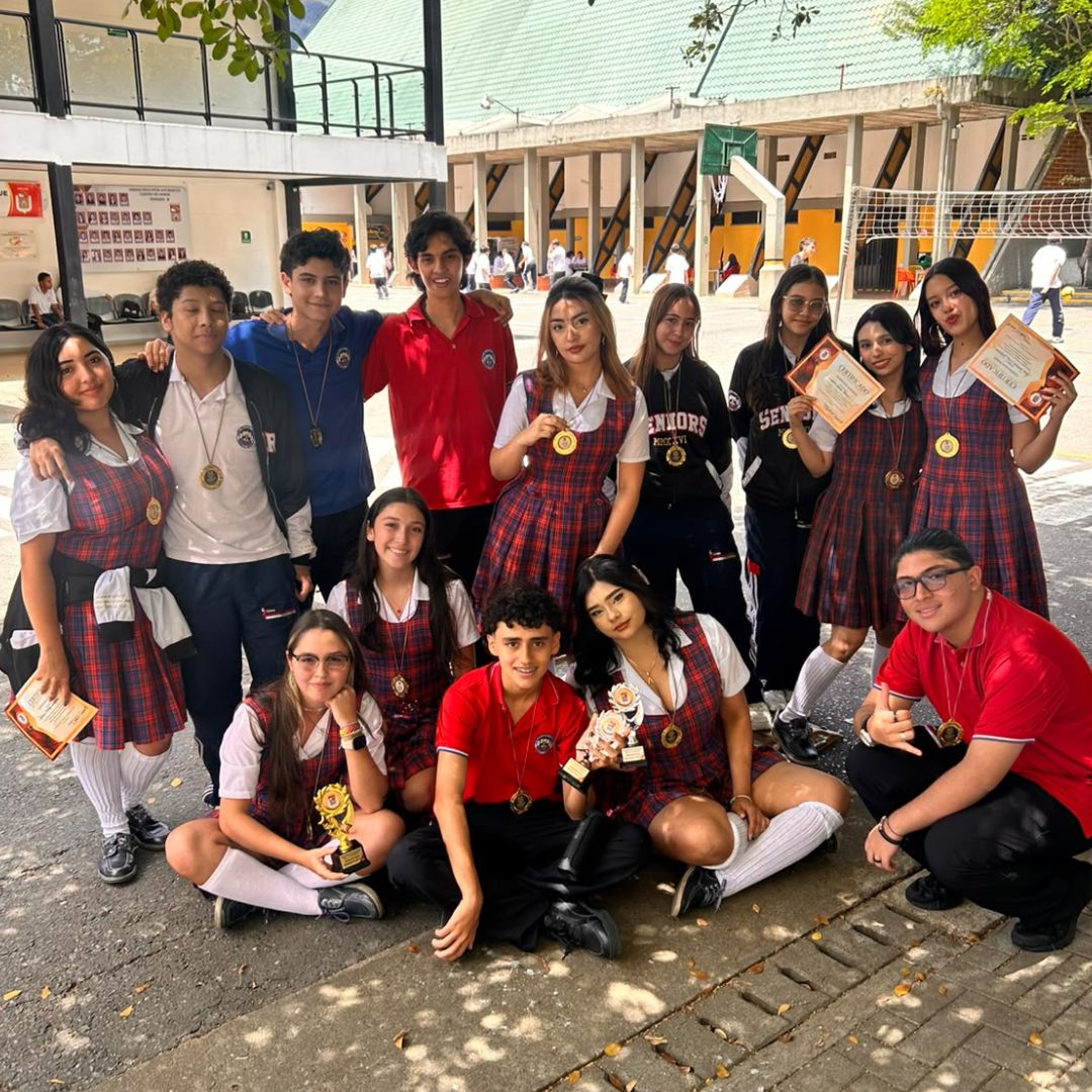 El Liceo Salazar y Herrera se destaca en las Olimpiadas de FilosofíaIUSH