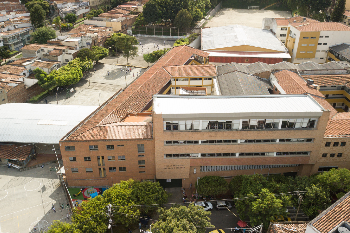 Postura de las instituciones eclesiales
